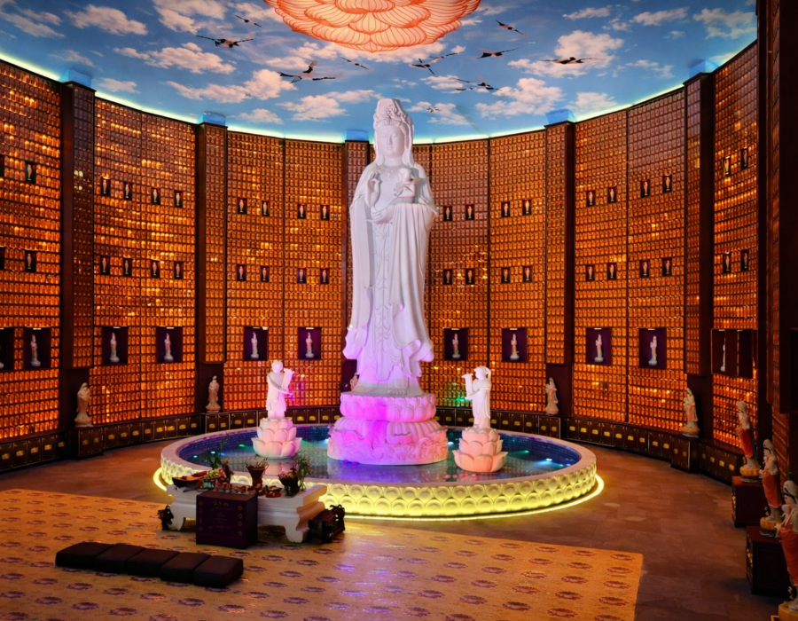 Храм Лотоса