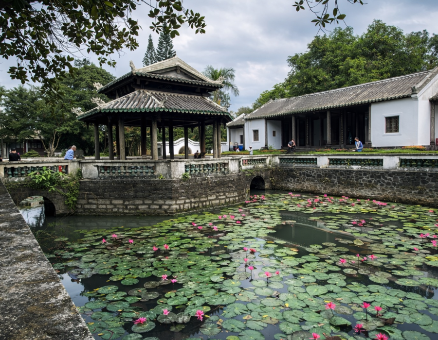 Академия Дунпо